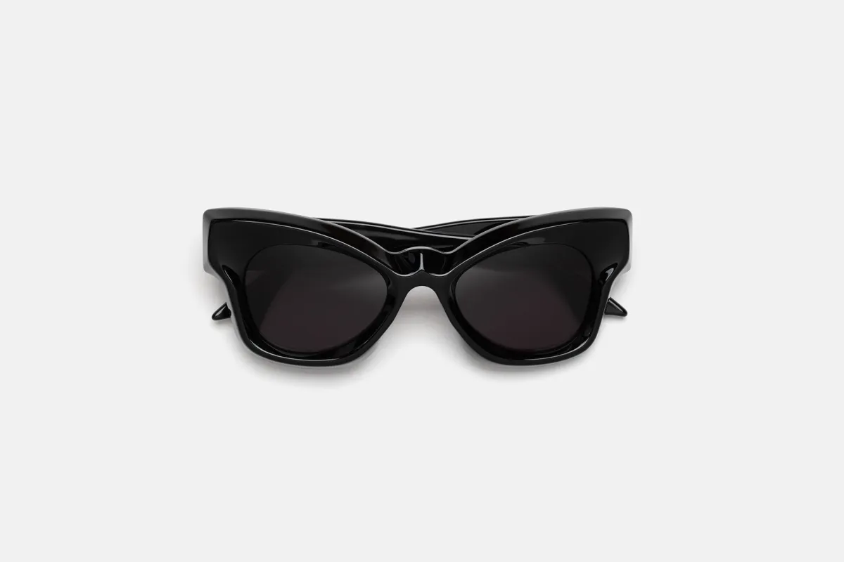 Magneticus Black sold by RetroSuperFuture