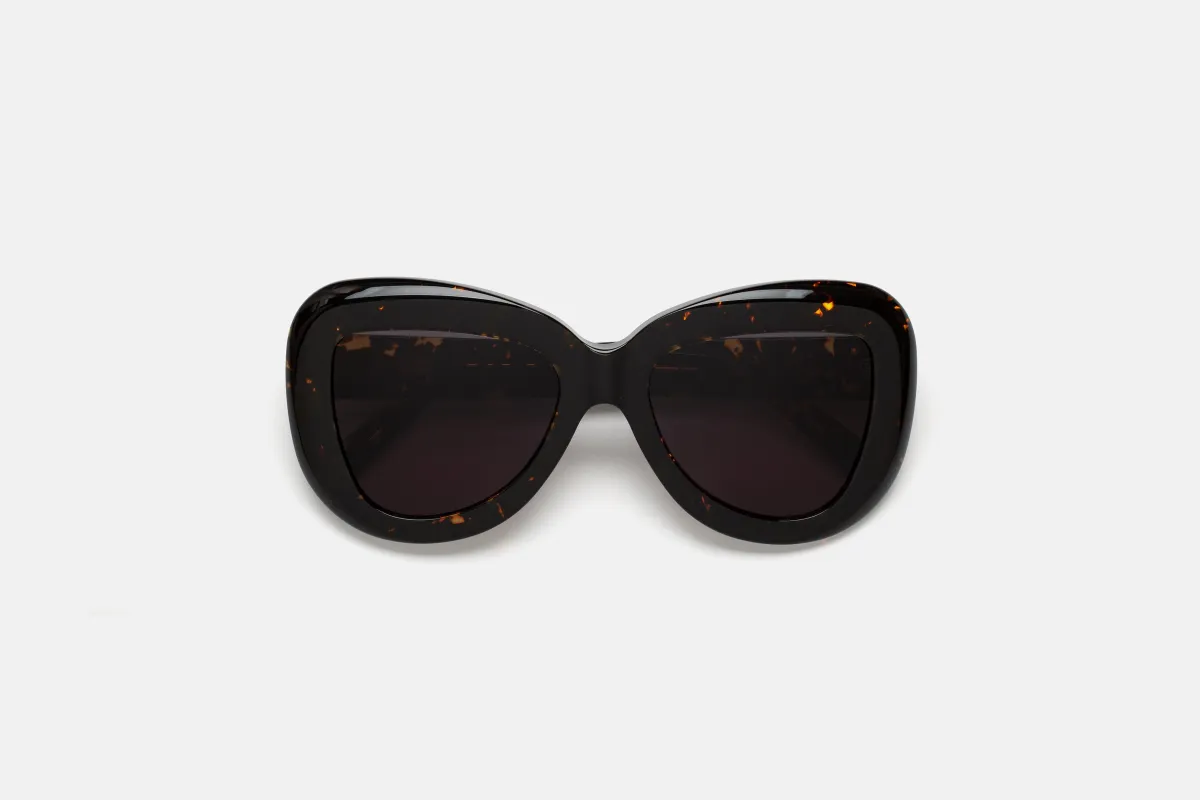 Elephant Island Maculato sold by RetroSuperFuture