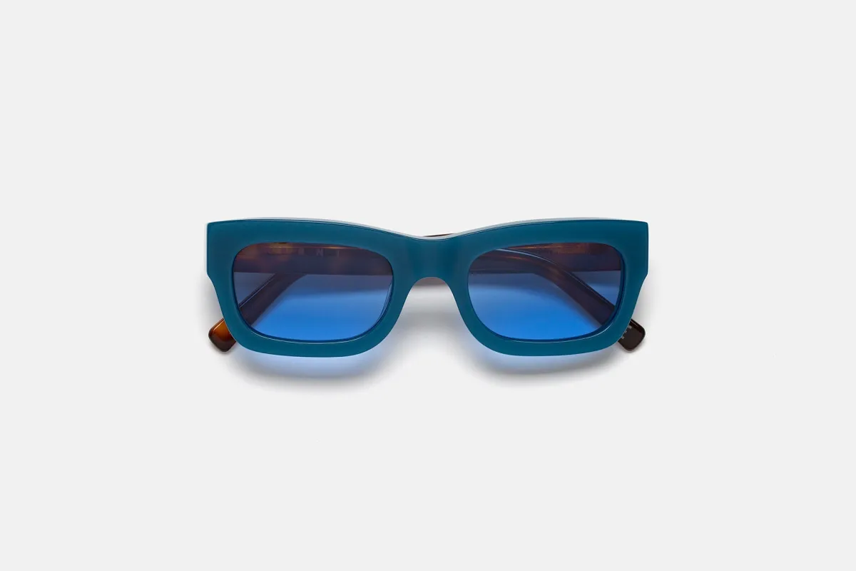 Kawasan Falls Blue Havana made by Marni