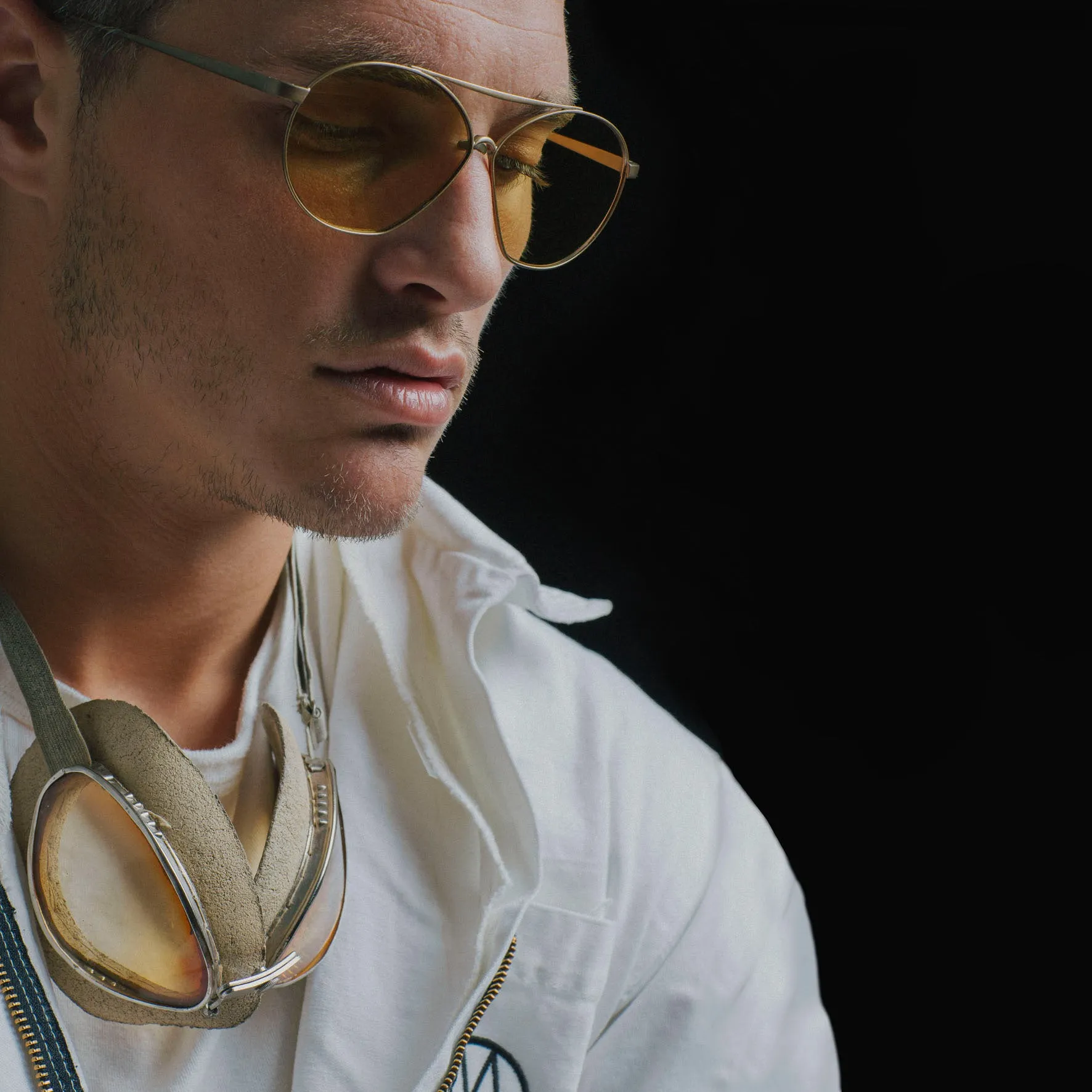 8M7/GD (GOLD) sold by RetroSuperFuture product image thumbnail 4