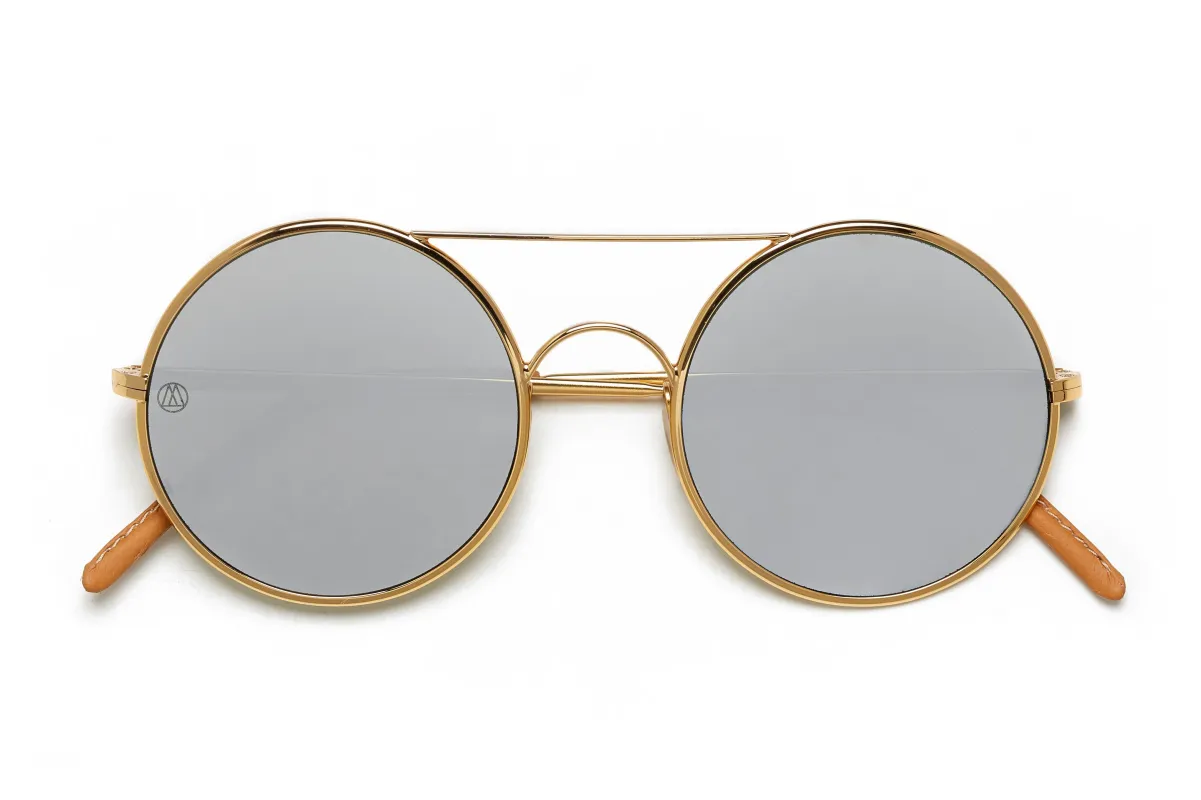 8M4/GDS (Gold Shiny) sold by RetroSuperFuture