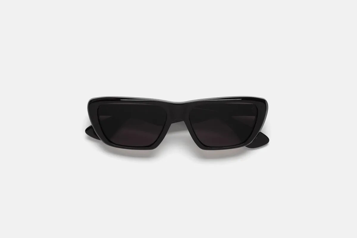Jimura Black made by Marni