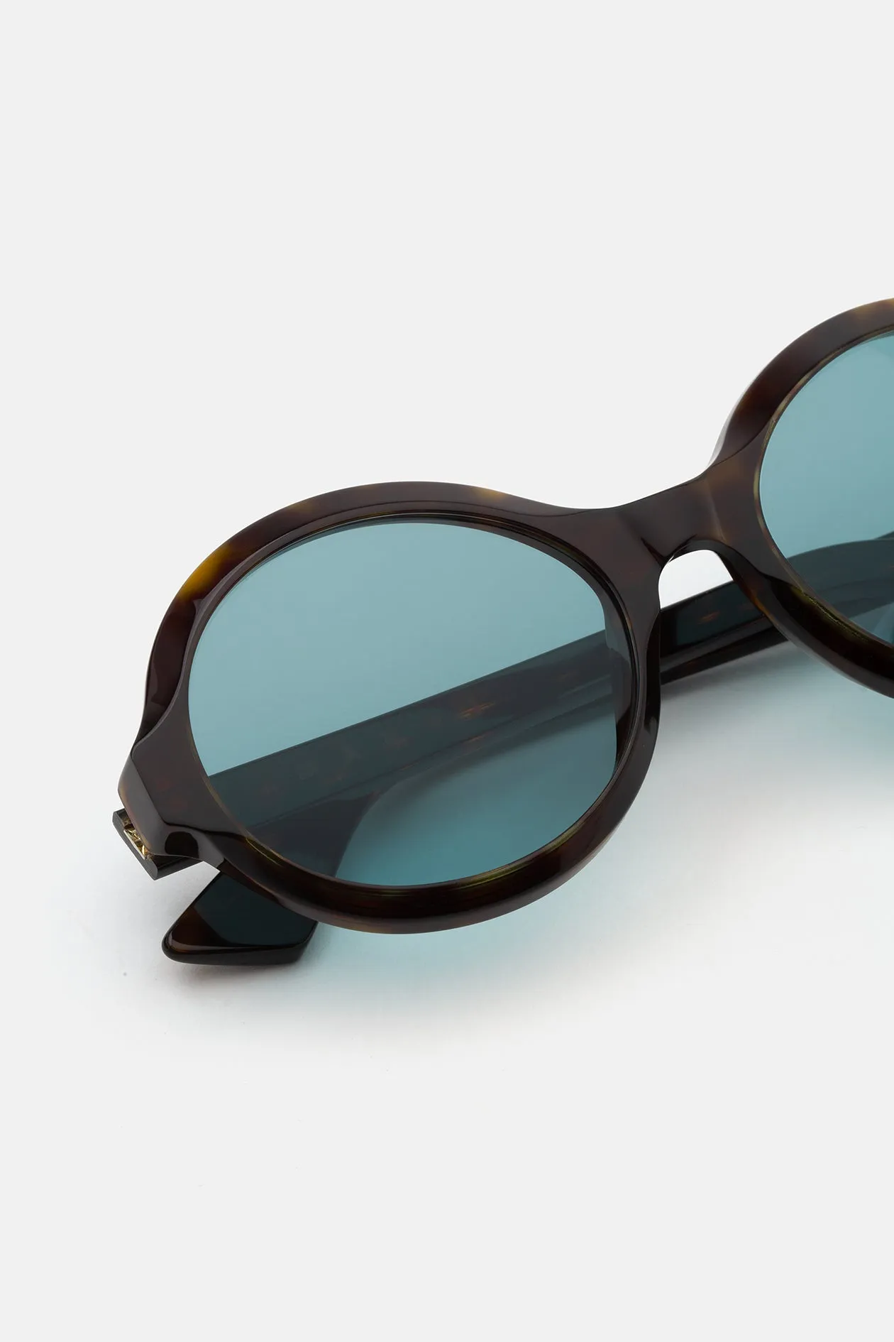 Nozea Dark Havana sold by RetroSuperFuture product image thumbnail 3