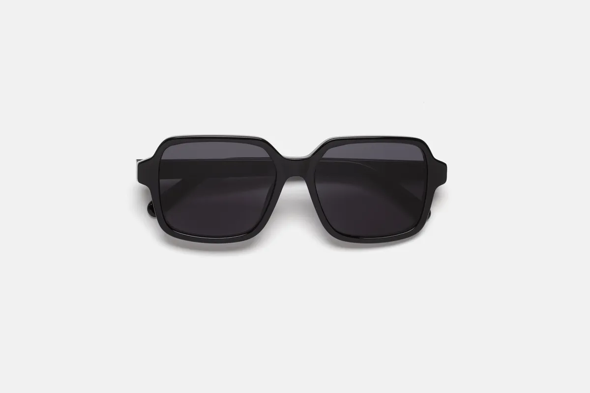 Lunettes 4 Noires made by Maison Margiela