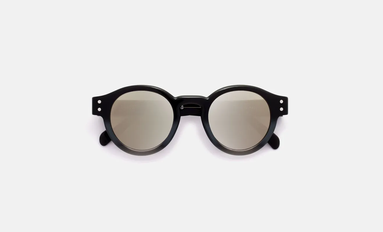 Eddie Monochrome Fade made by RetroSuperFuture