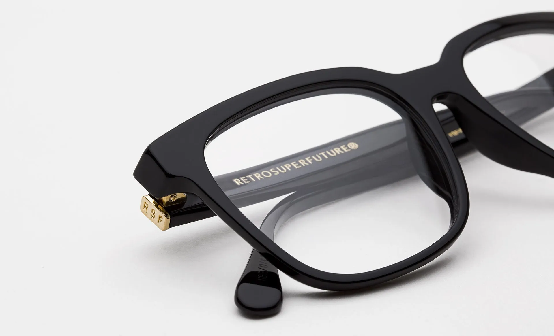 Numero 19 Nero sold by RetroSuperFuture product image thumbnail 4