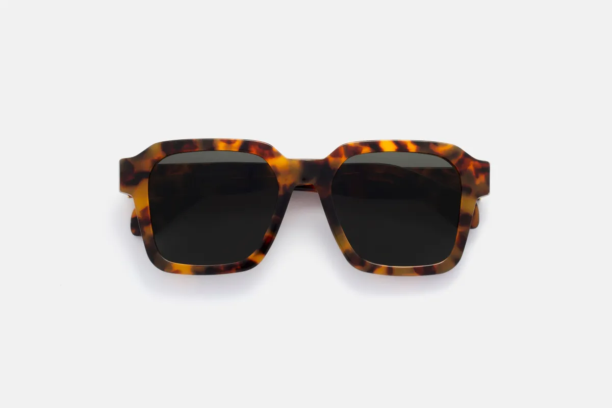 Vasto Spotted Havana made by RetroSuperFuture