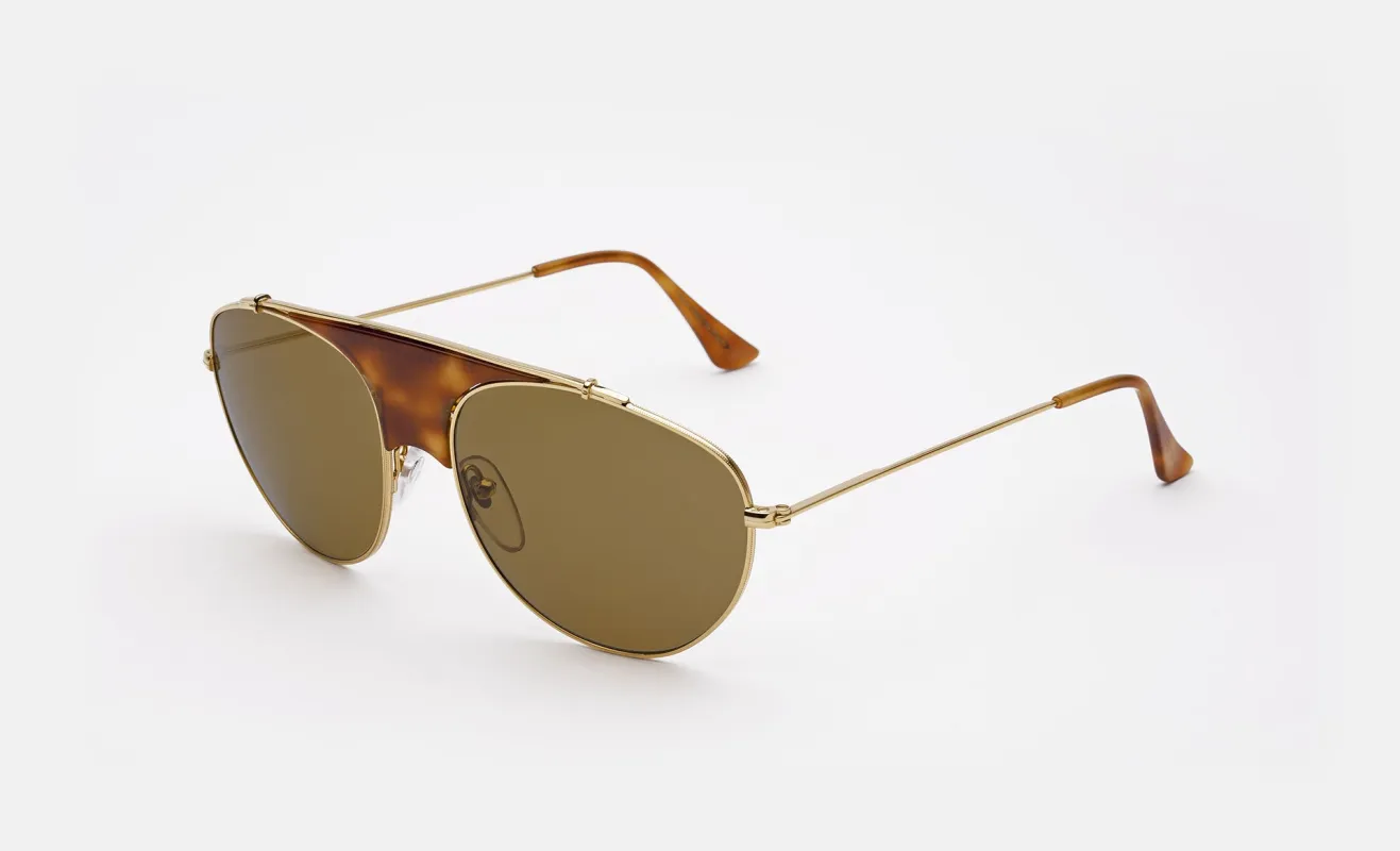 Leon Thompson made by RetroSuperFuture