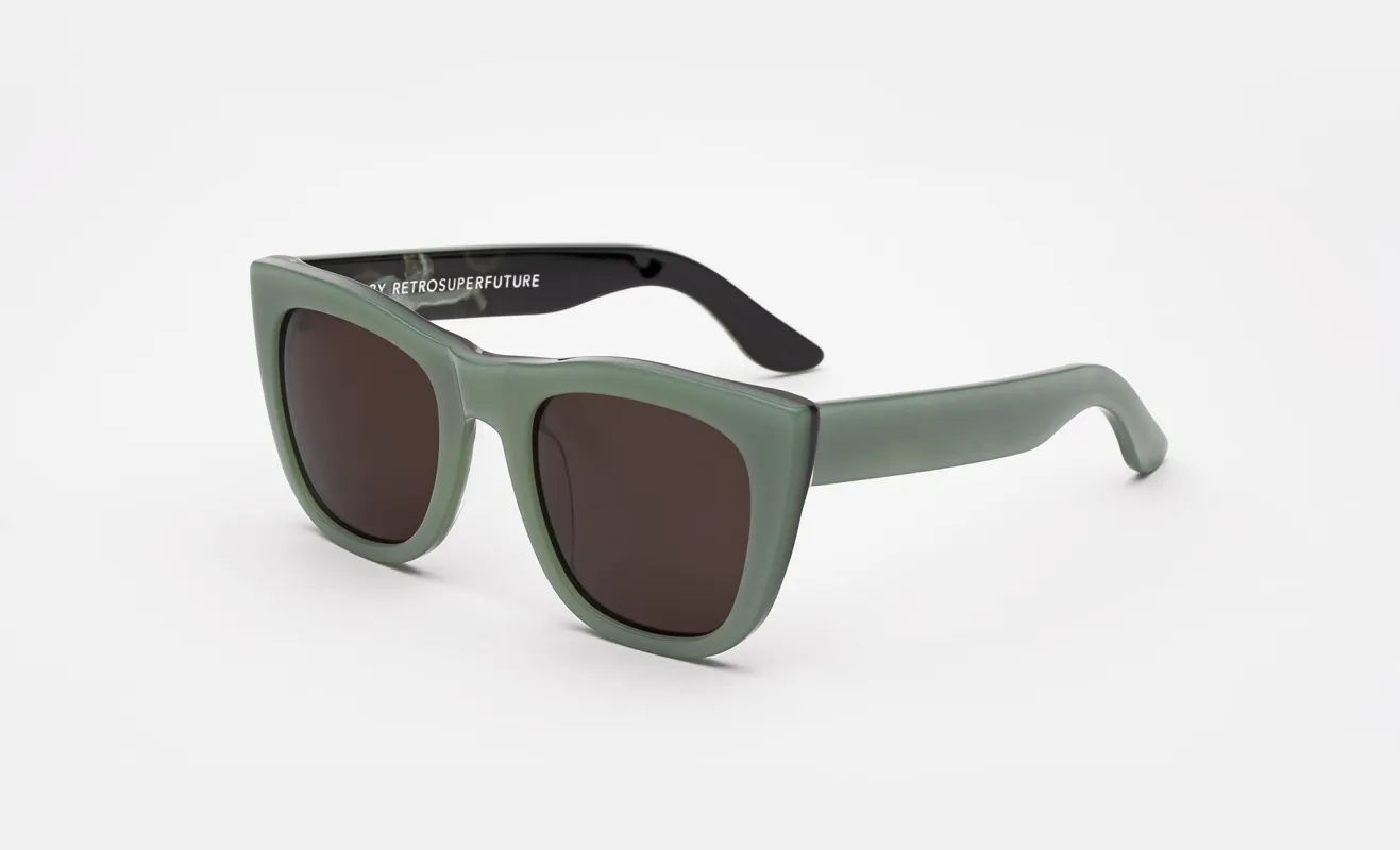 Gals Caos made by RetroSuperFuture