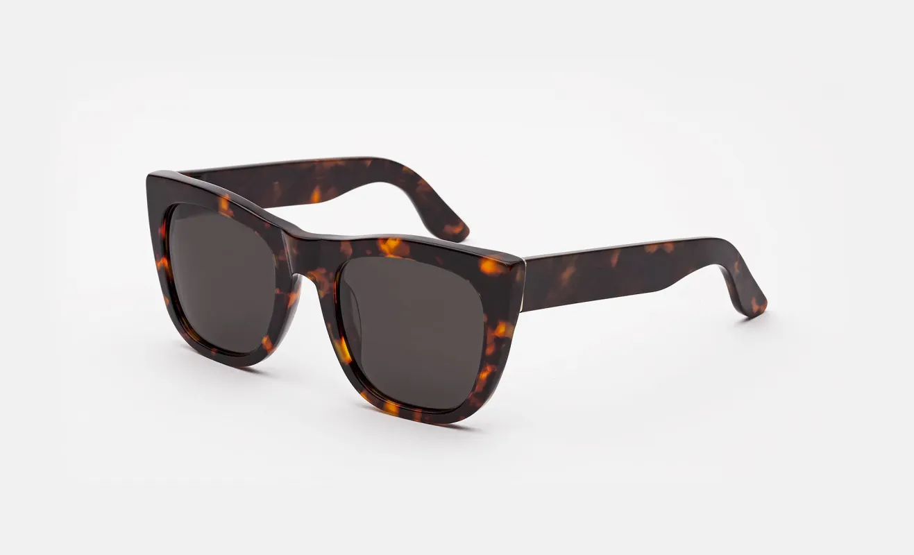 Gals Classic Havana made by RetroSuperFuture