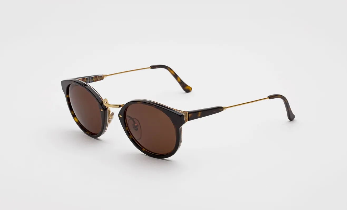 Panamá Quilt sold by RetroSuperFuture