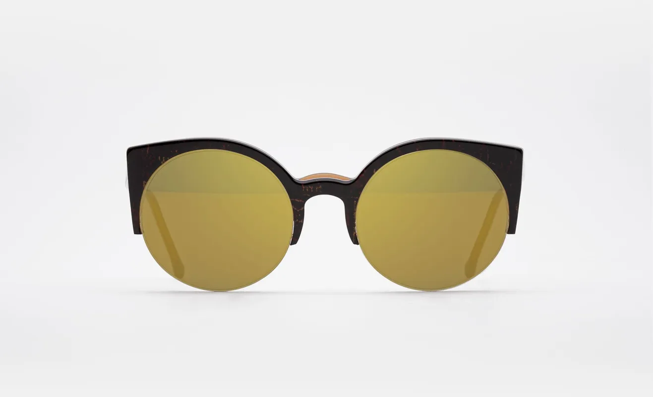 Lucia Super&P.A.M. II sold by RetroSuperFuture