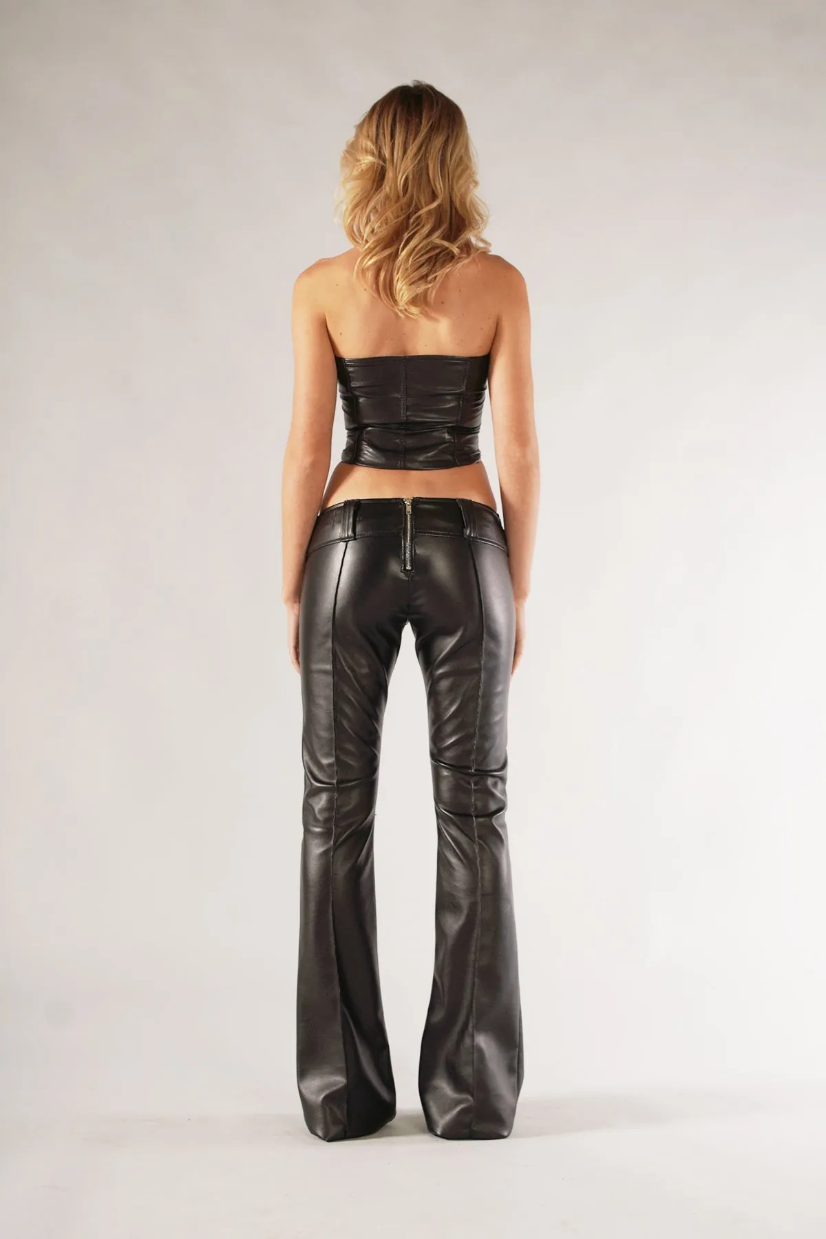 THE KATE PANT / NOIR sold by REVICE product image thumbnail 2