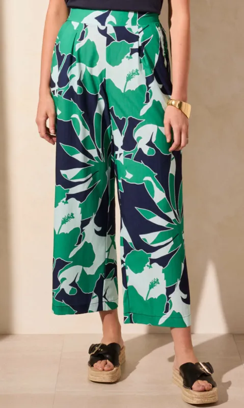 Crepe Wide Leg Pull On Pant sold by Revolution Boutique