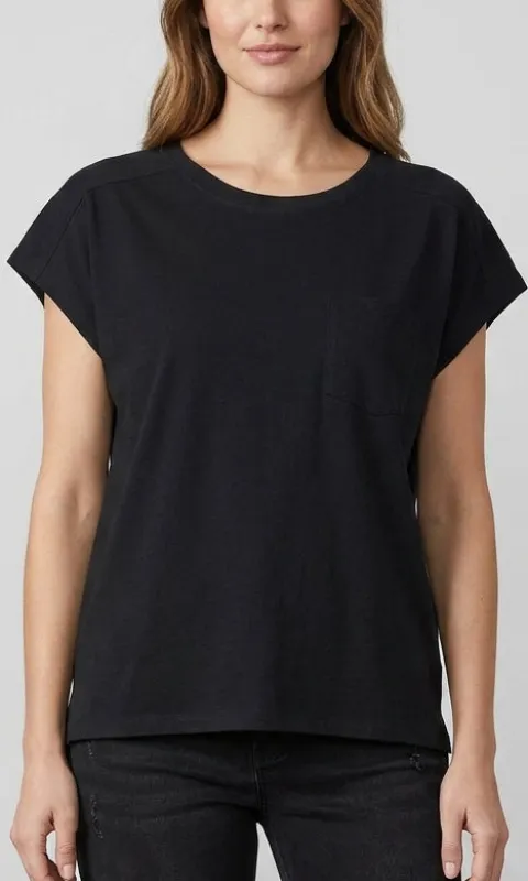 Essential Pocket Tee made by Hatley