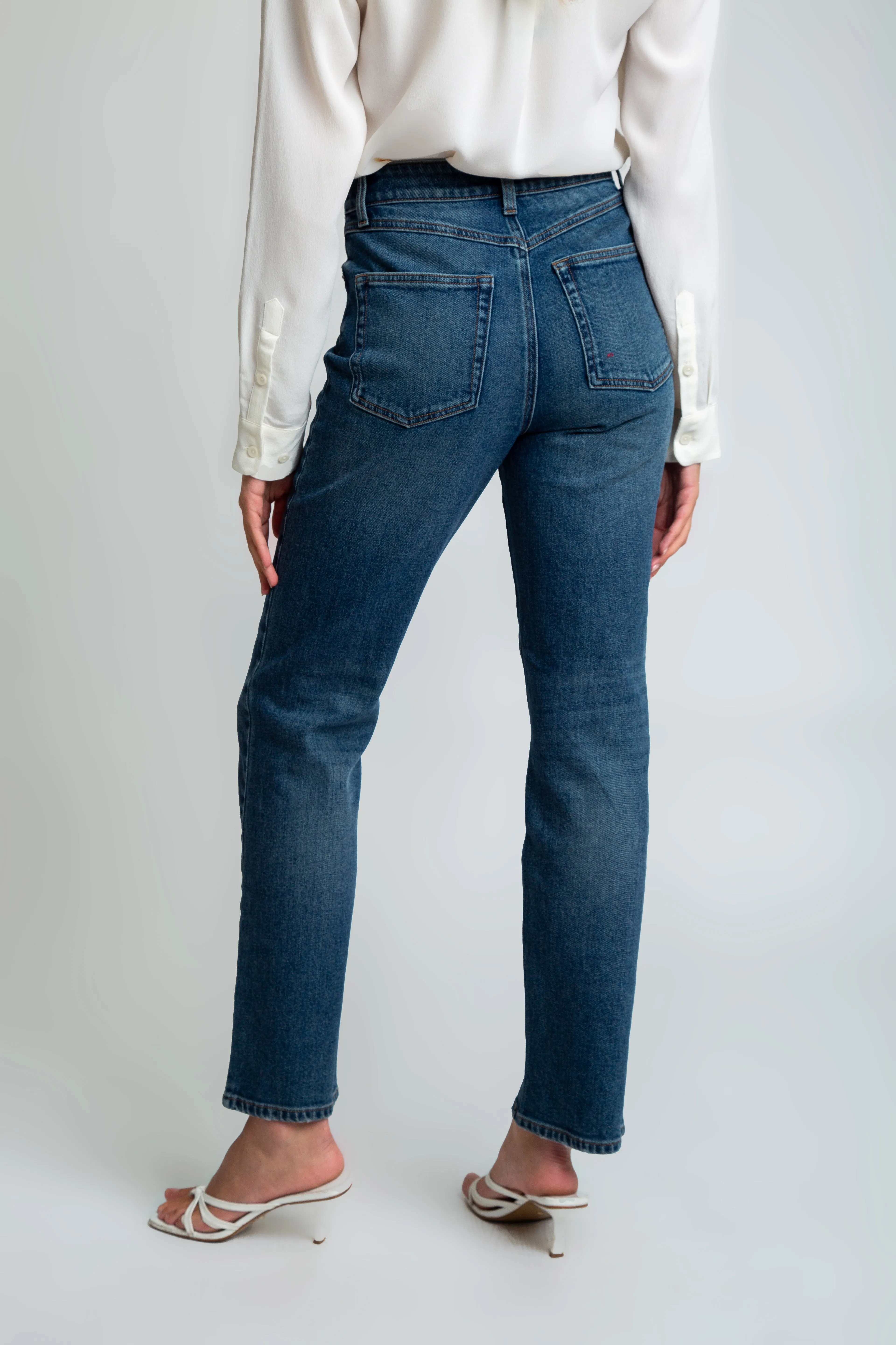 Stella High Rise 90'S Straight Jeans - Classic Blue sold by Rewash product image thumbnail 5