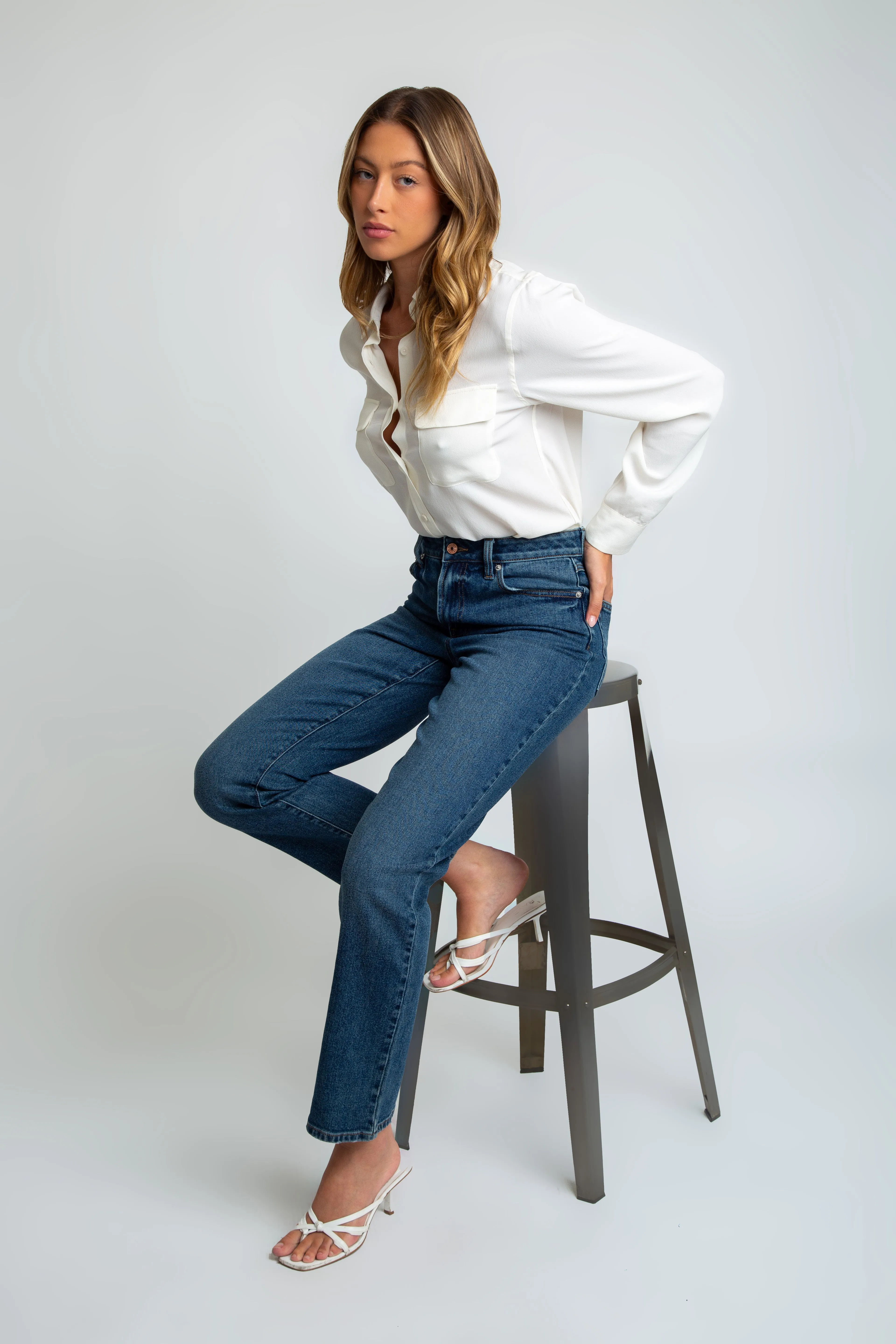 Stella High Rise 90'S Straight Jeans - Classic Blue sold by Rewash product image thumbnail 4