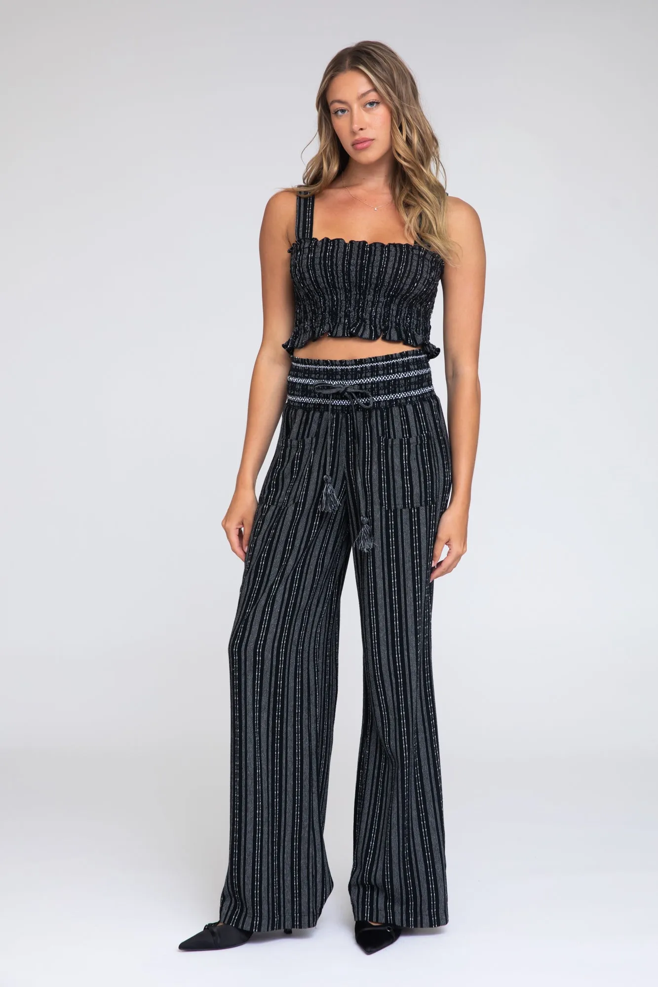 Smocked Top and Boardwalk Pant Linen Set - Black/White sold by Rewash product image thumbnail 2