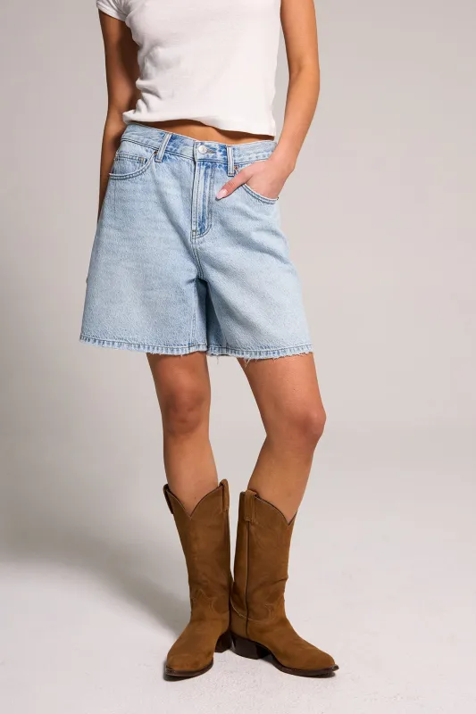 A-Line Bermuda Short - Light Indigo made by Rewash
