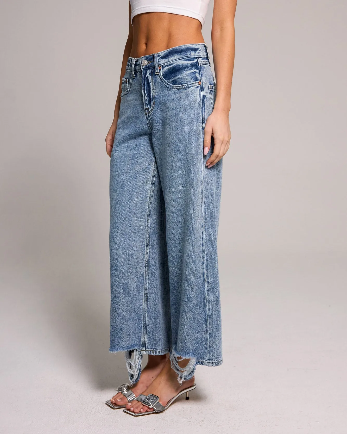 High Rise Wide Leg Cropped Jeans - Medium Indigo sold by Rewash product image thumbnail 3