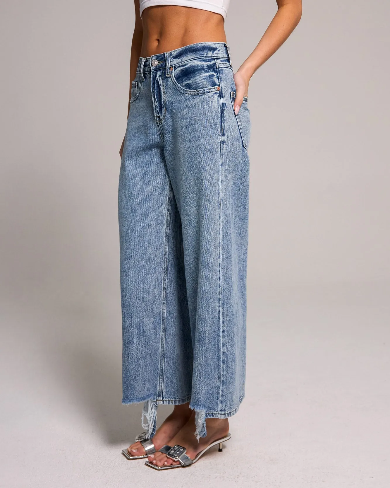 High Rise Wide Leg Cropped Jeans - Medium Indigo sold by Rewash product image thumbnail 5
