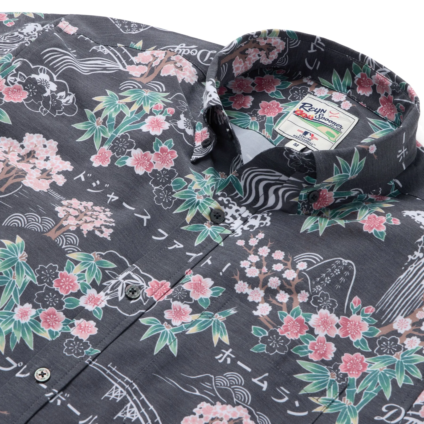 MLB® LOS ANGELES DODGERS SAKURA SPRING PERFORMANCE BUTTON FRONT sold by Reyn Spooner product image thumbnail 2