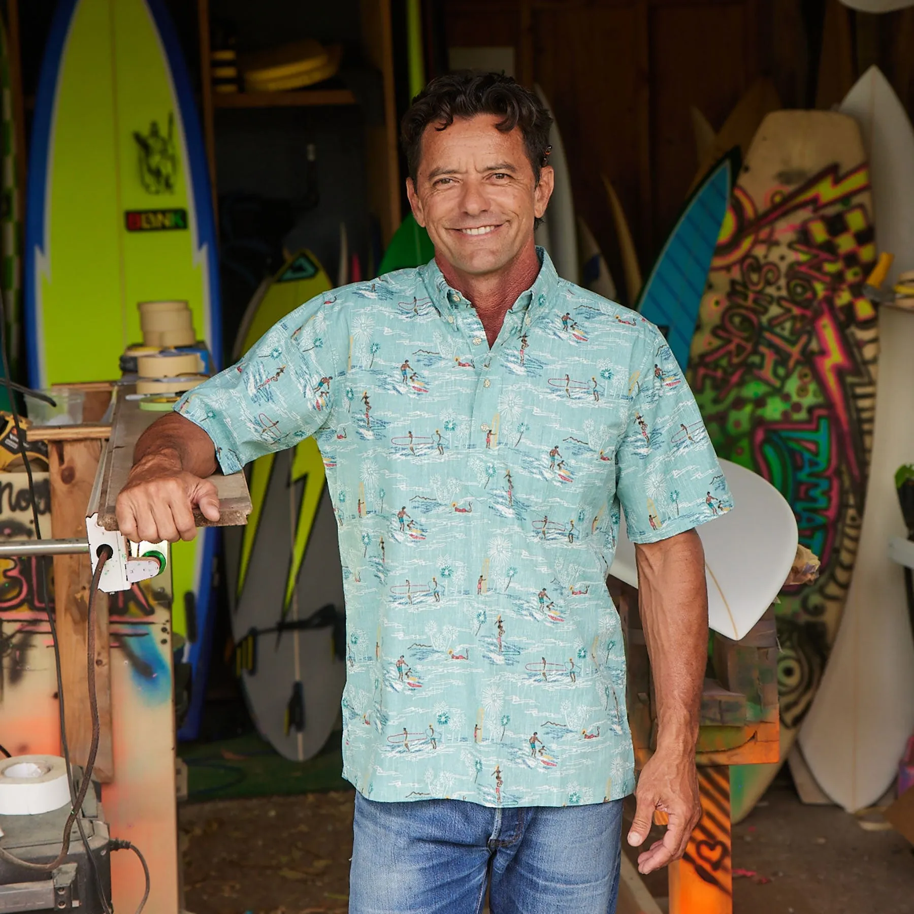 SURFER'S PARADISE sold by Reyn Spooner product image thumbnail 5