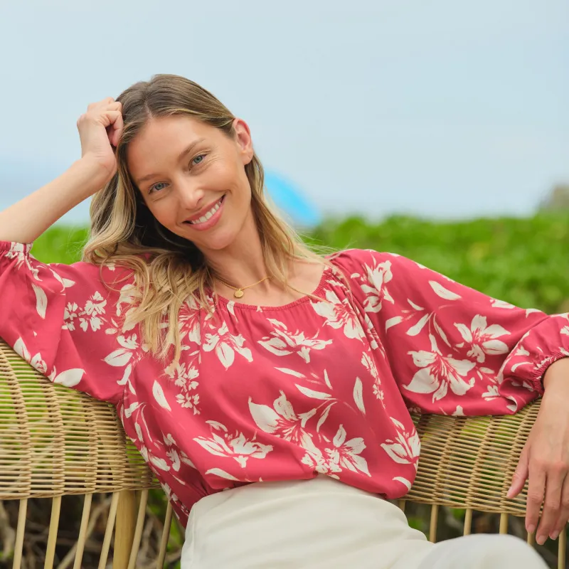 GILD THE LILY BLOSSOM TOP sold by Reyn Spooner