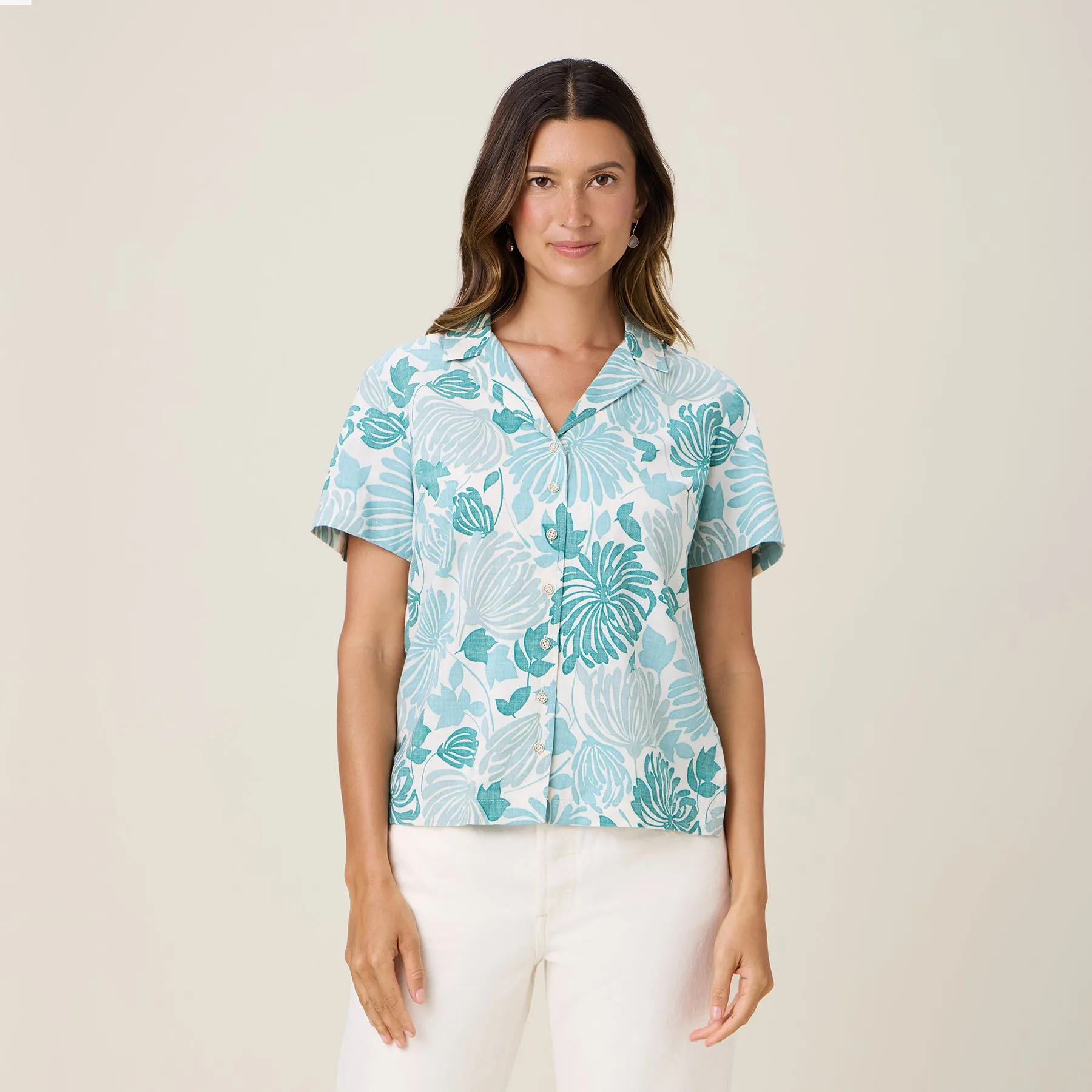 MUMS THE WORD FINLEY TOP sold by Reyn Spooner