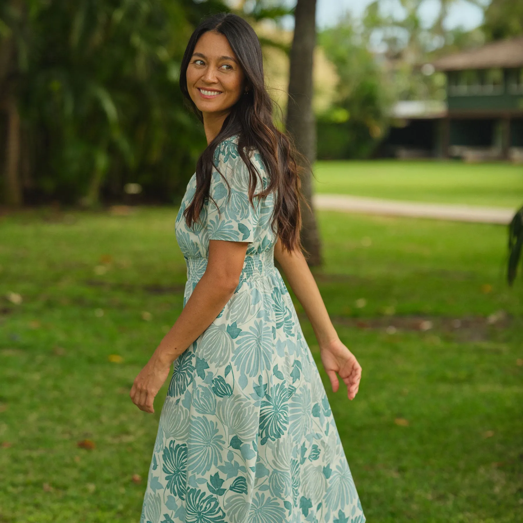 MUMS THE WORD HANNAH DRESS sold by Reyn Spooner