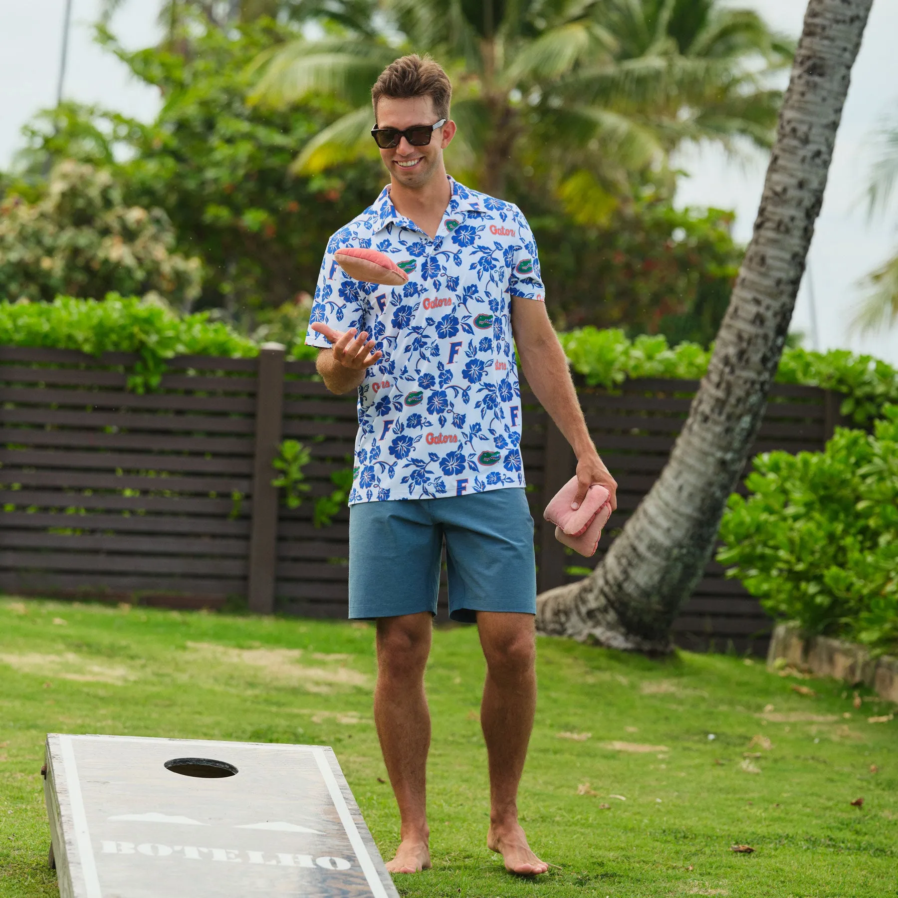 UNIVERSITY OF FLORIDA PUA PERFORMANCE POLO sold by Reyn Spooner product image thumbnail 3