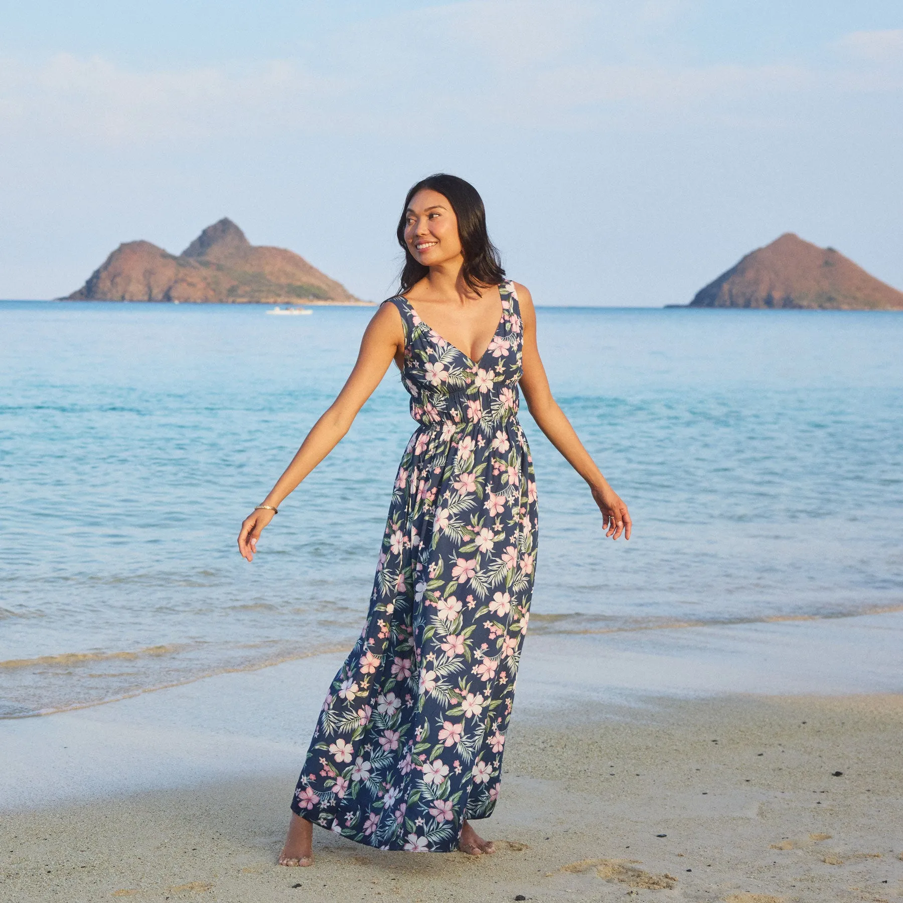 MANOA BEAUTY EMILIA DRESS sold by Reyn Spooner