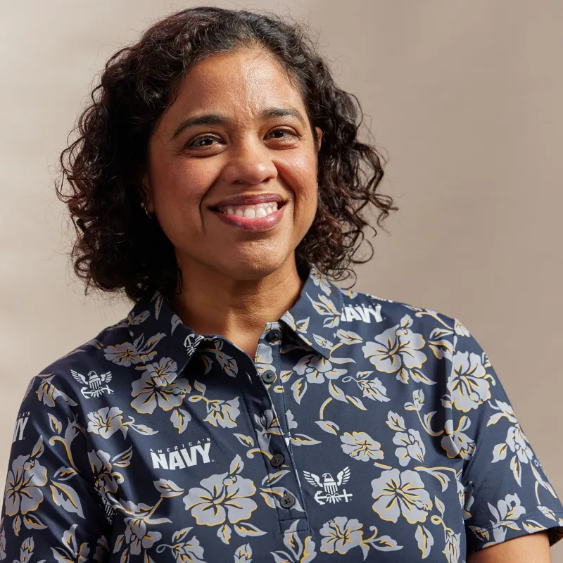 U.S. NAVY AVA PERFORMANCE TOP sold by Reyn Spooner