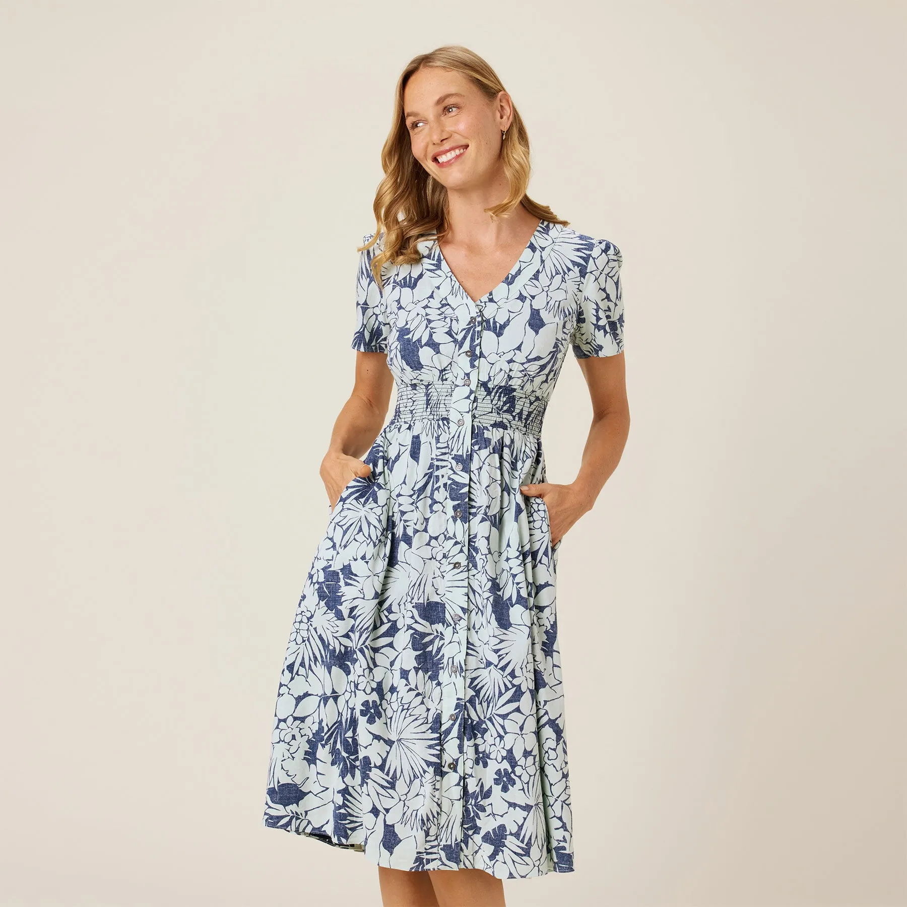 MAUNA ULUPO HANNAH DRESS sold by Reyn Spooner product image thumbnail 5