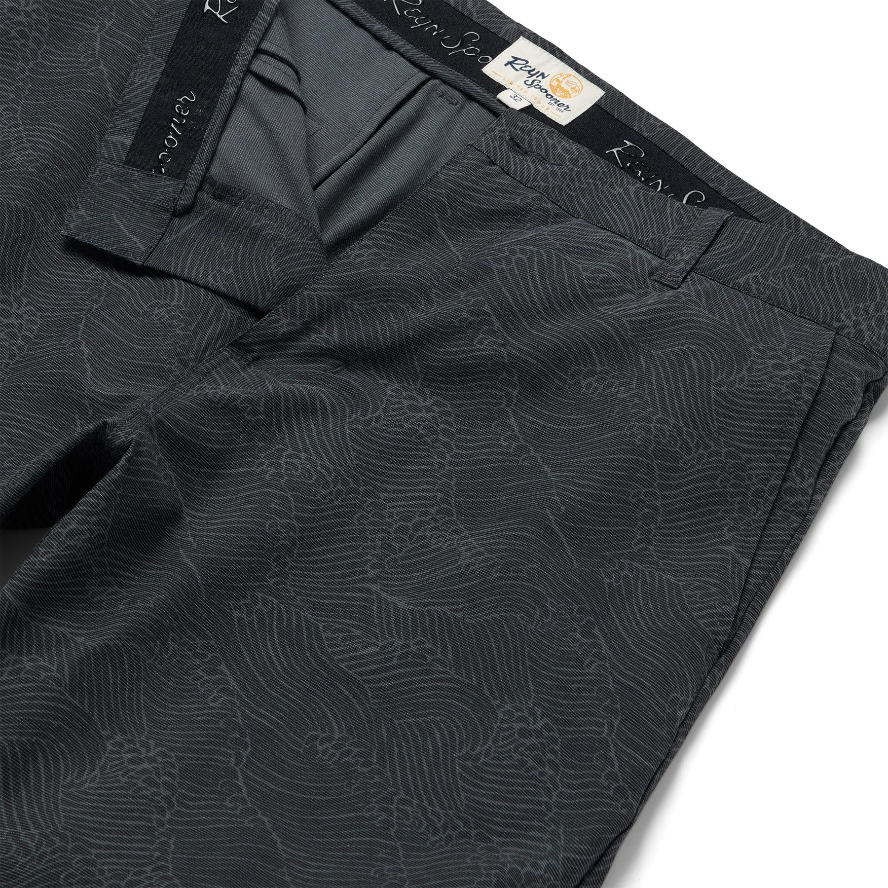 MOLOKAI CHANNEL ALOHA 'AINA SHORT sold by Reyn Spooner product image thumbnail 3