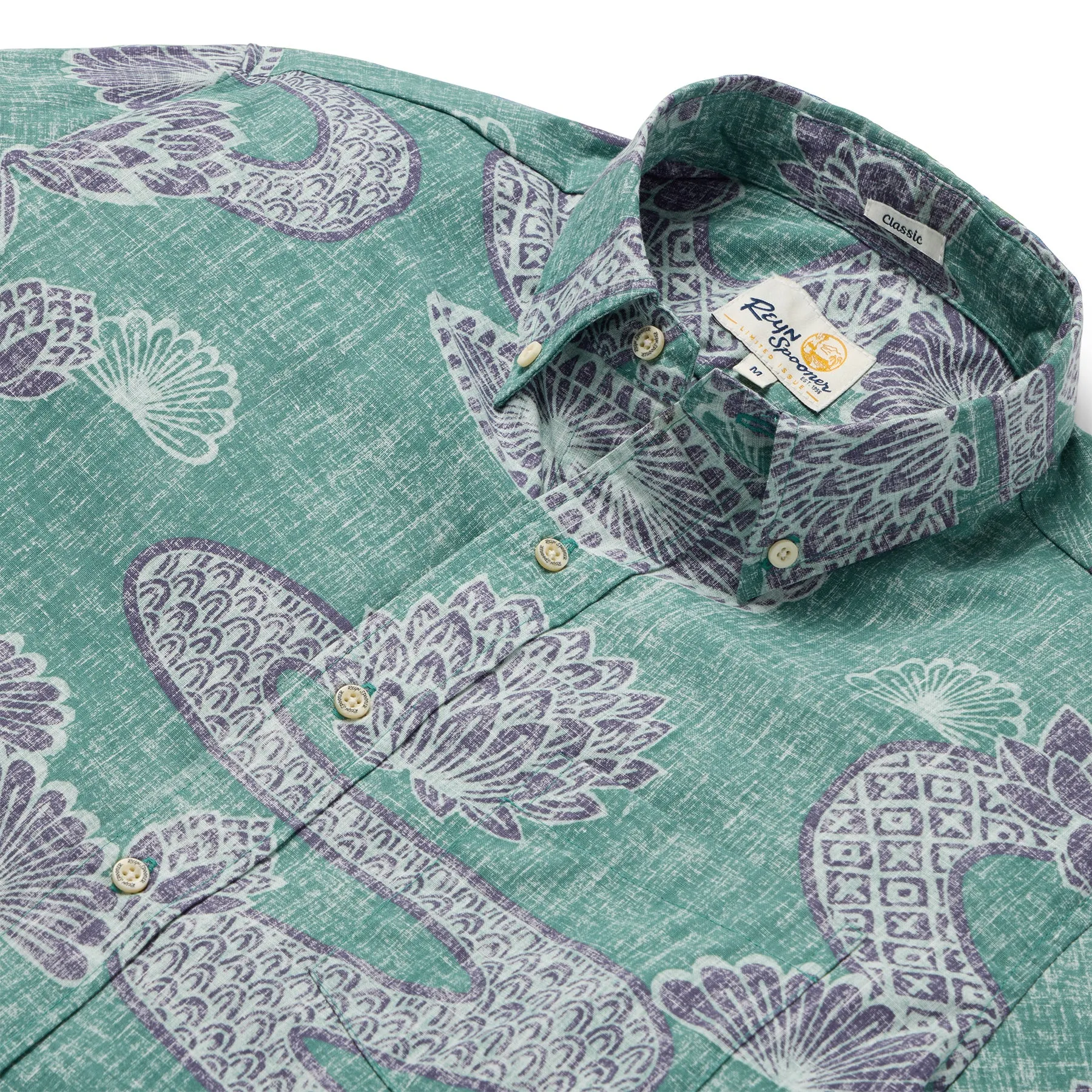 LOTUS GROOVES sold by Reyn Spooner product image thumbnail 4