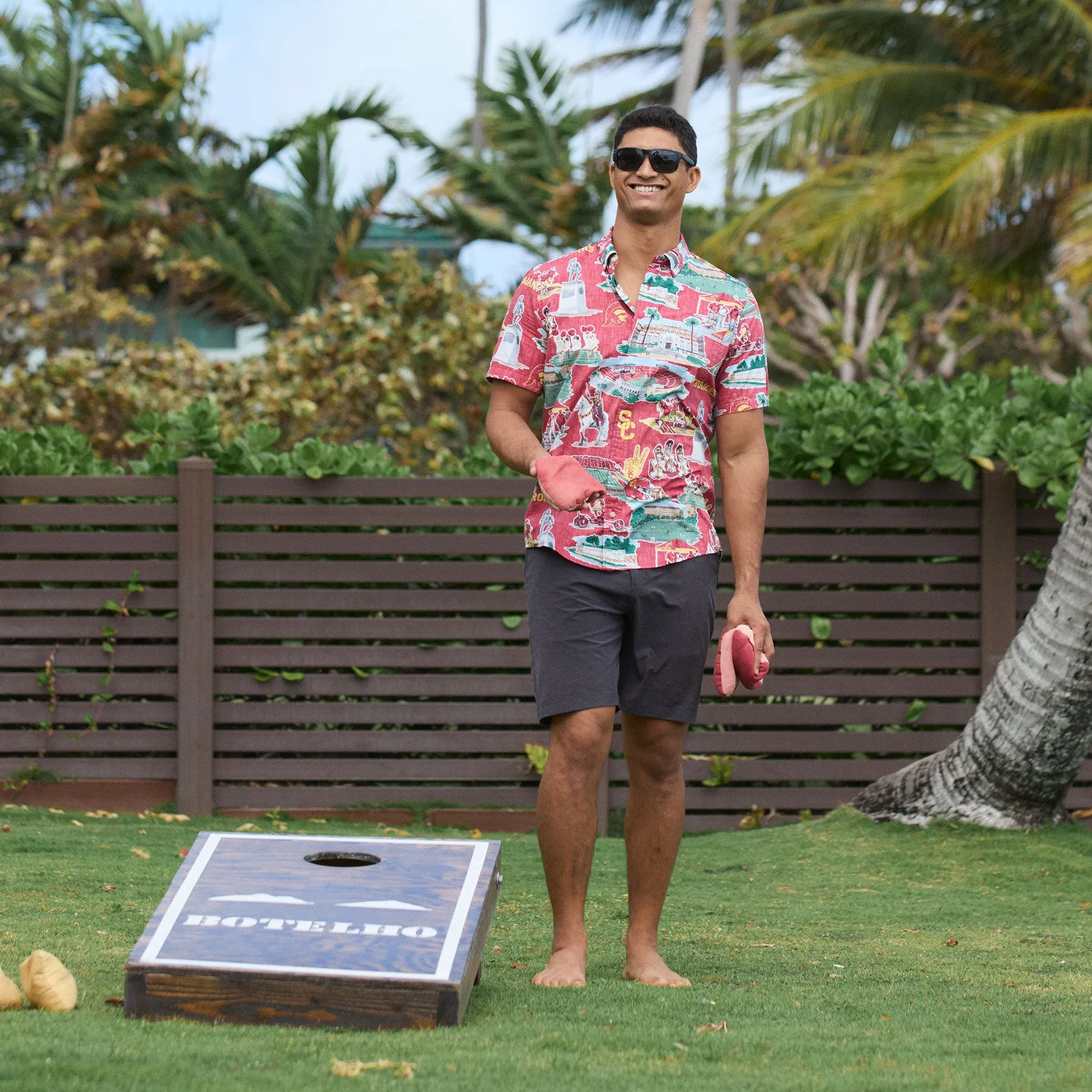 UNIVERSITY OF SOUTHERN CALIFORNIA SCENIC sold by Reyn Spooner product image thumbnail 3