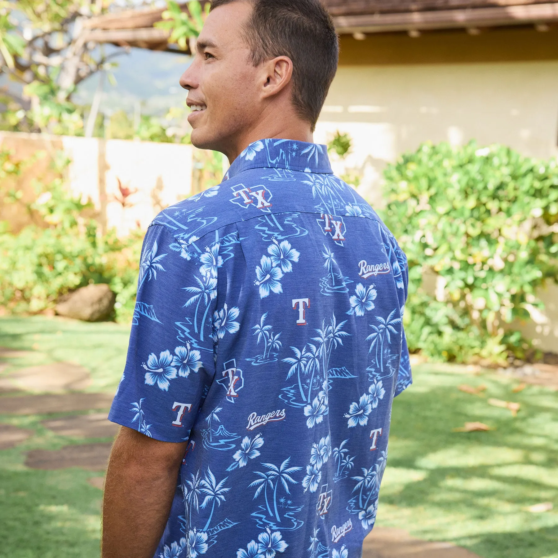 MLB® TEXAS RANGERS GAME DAY PERFORMANCE BUTTON FRONT sold by Reyn Spooner product image thumbnail 4