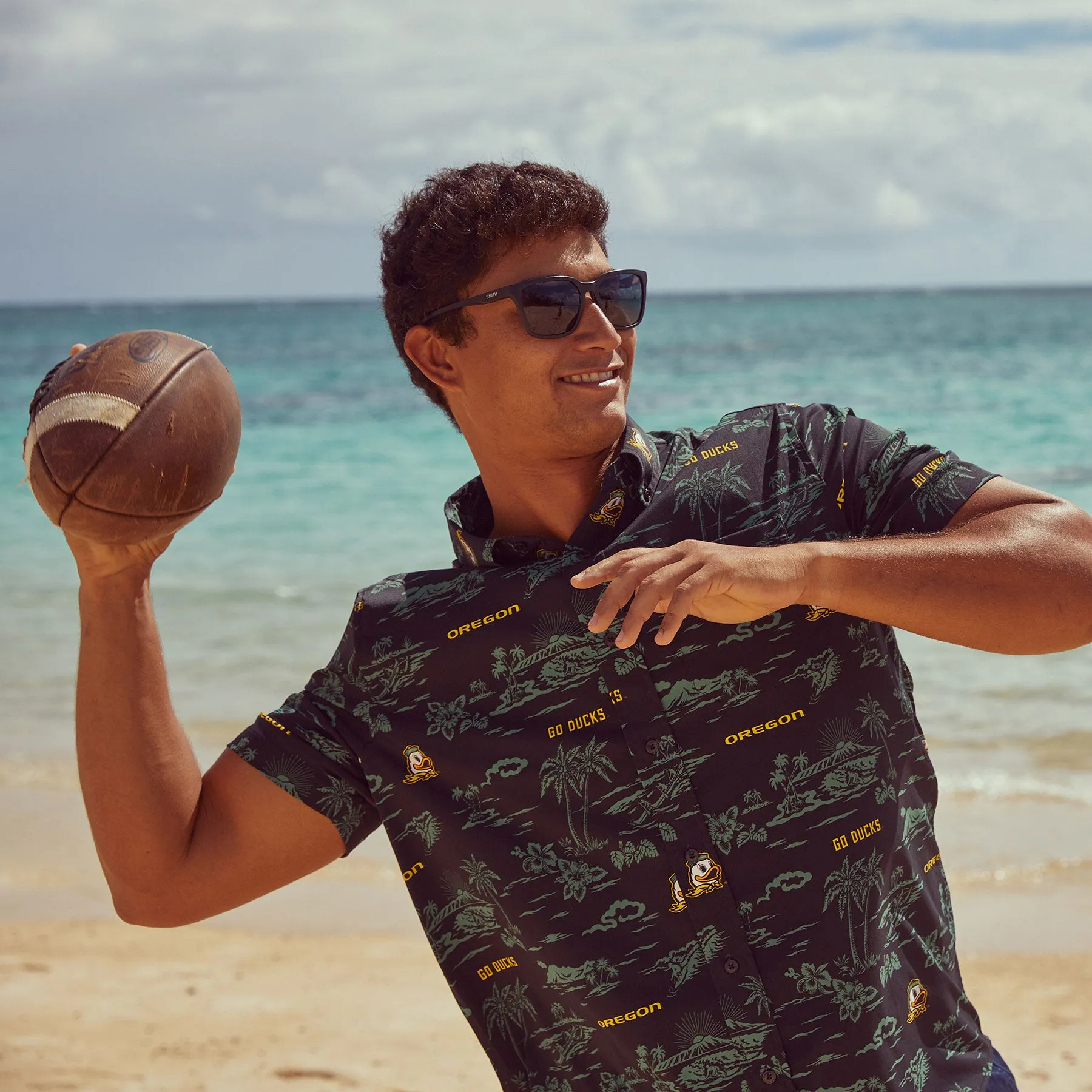 UNIVERSITY OF OREGON KEKAI PERFORMANCE BUTTON FRONT sold by Reyn Spooner product image thumbnail 4