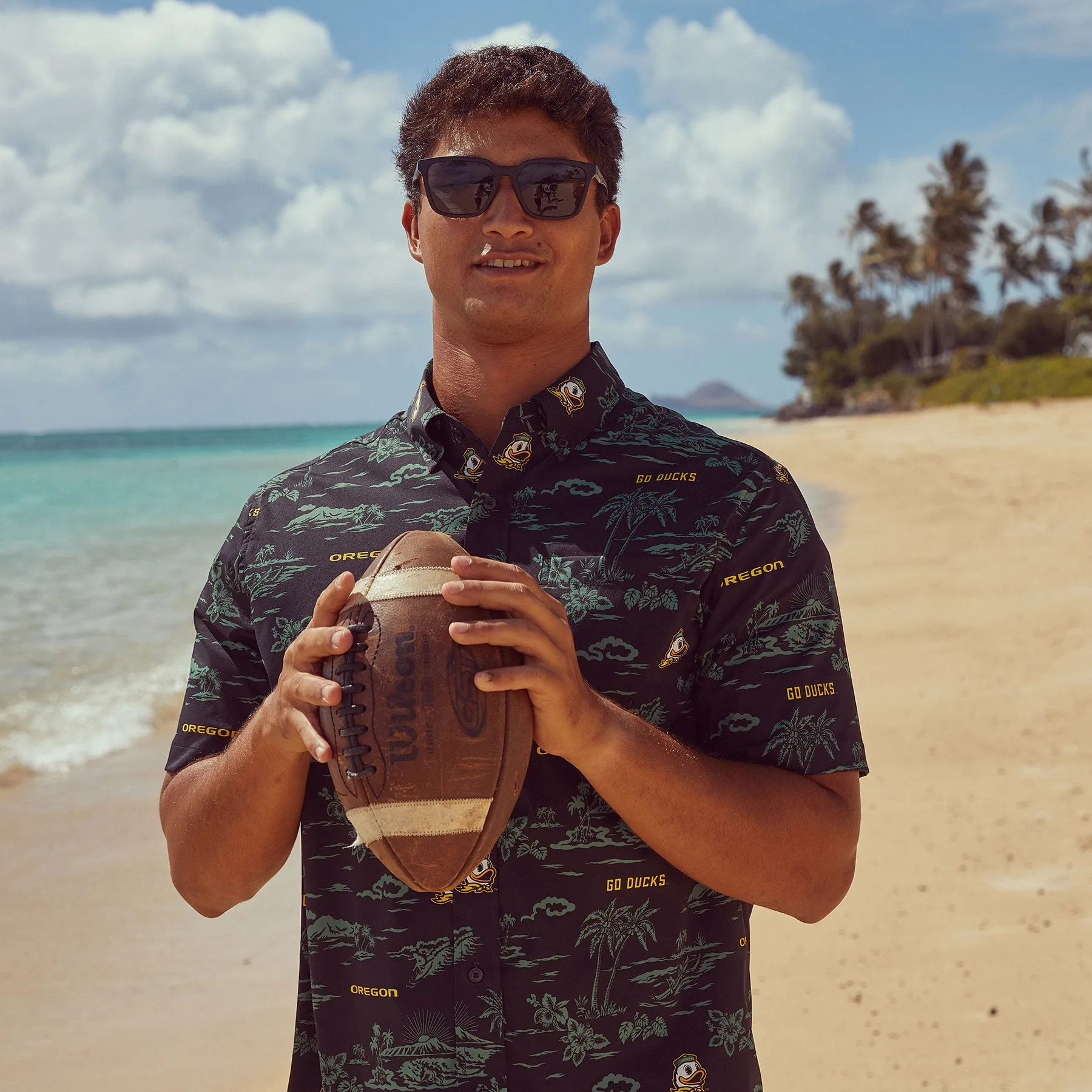 UNIVERSITY OF OREGON KEKAI PERFORMANCE BUTTON FRONT sold by Reyn Spooner product image thumbnail 3