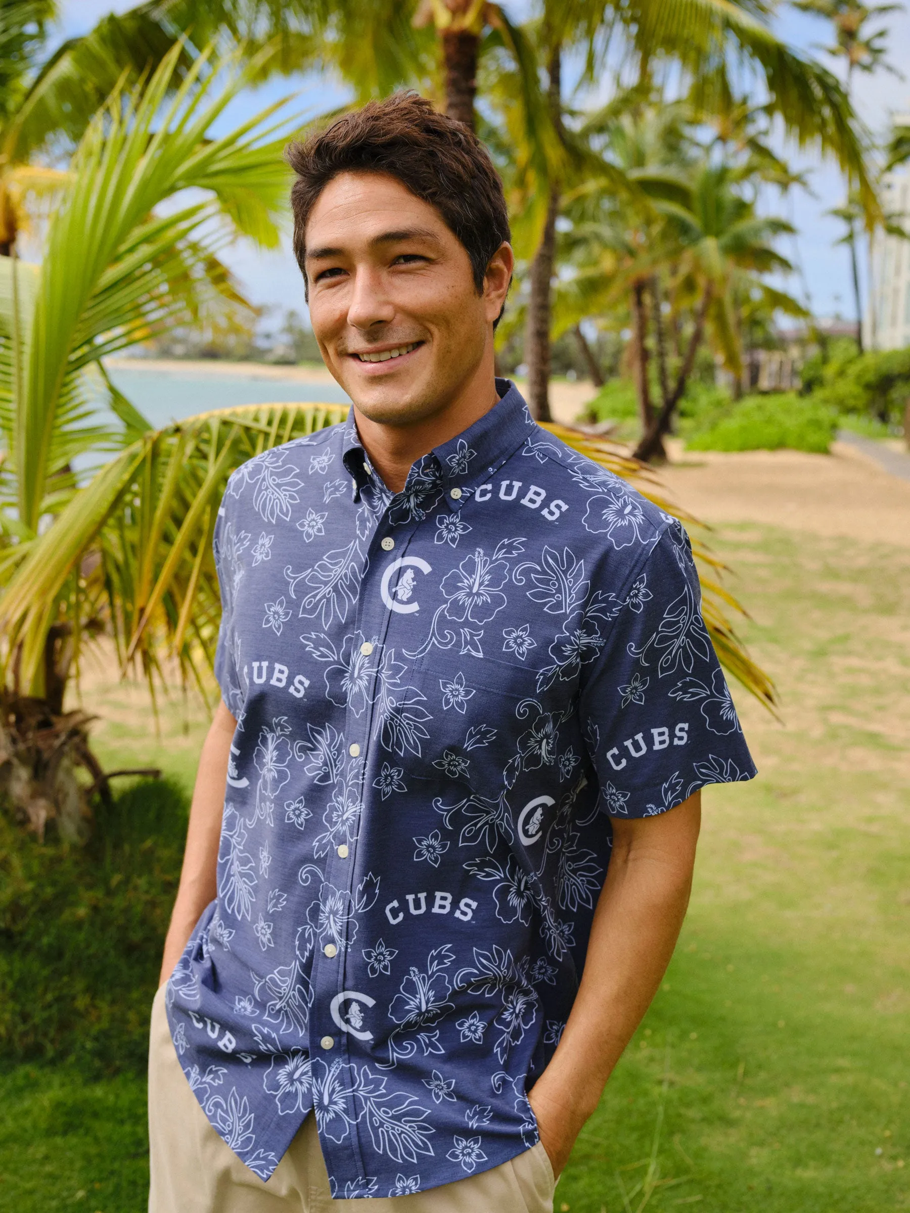 MLB® CHICAGO CUBS COOPERSTOWN PERFORMANCE ALOHA SHIRT sold by Reyn Spooner product image thumbnail 3