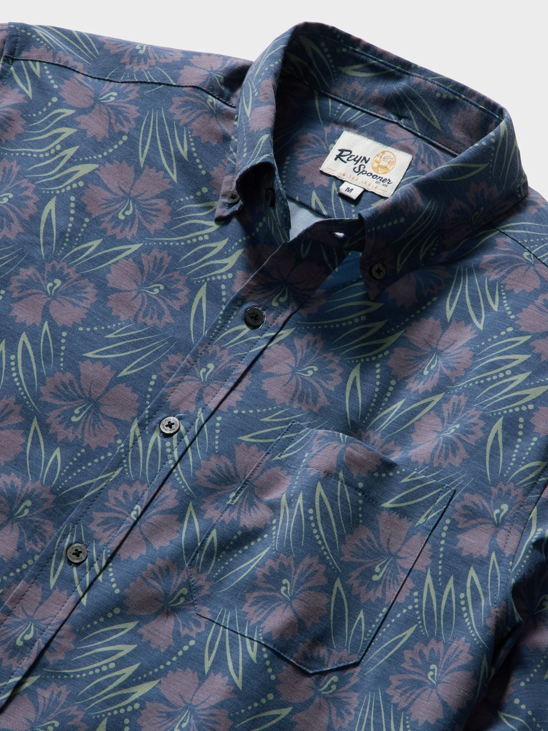 BLOSSOM HARMONY PERFORMANCE ALOHA SHIRT sold by Reyn Spooner product image thumbnail 3