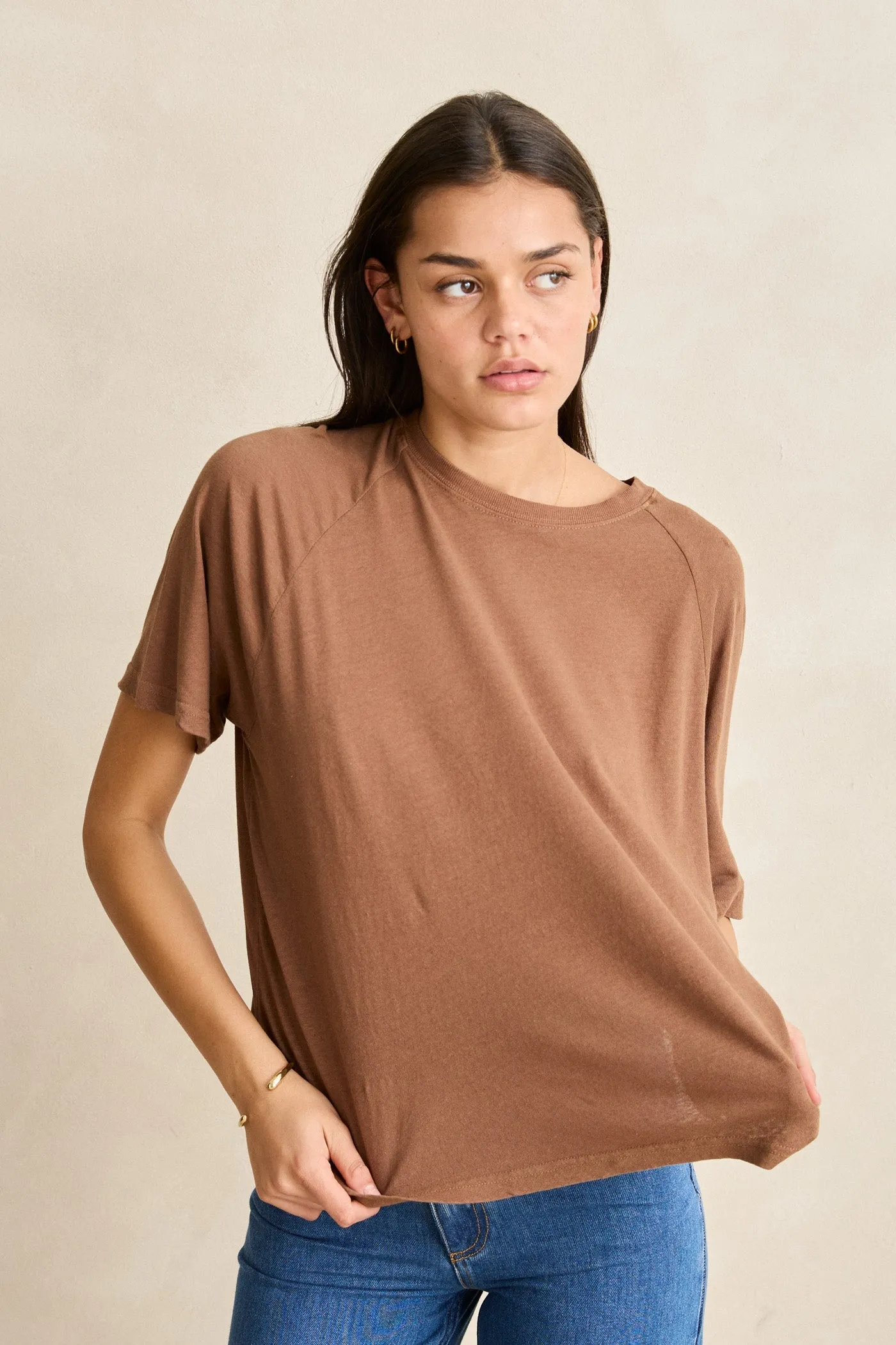 Essential Linen Ss T-Shirt Chocolate sold by Rhythm. product image thumbnail 2