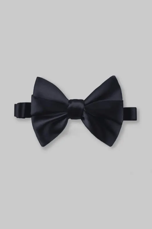 Bow Tie in Satin Silk sold by Richard James