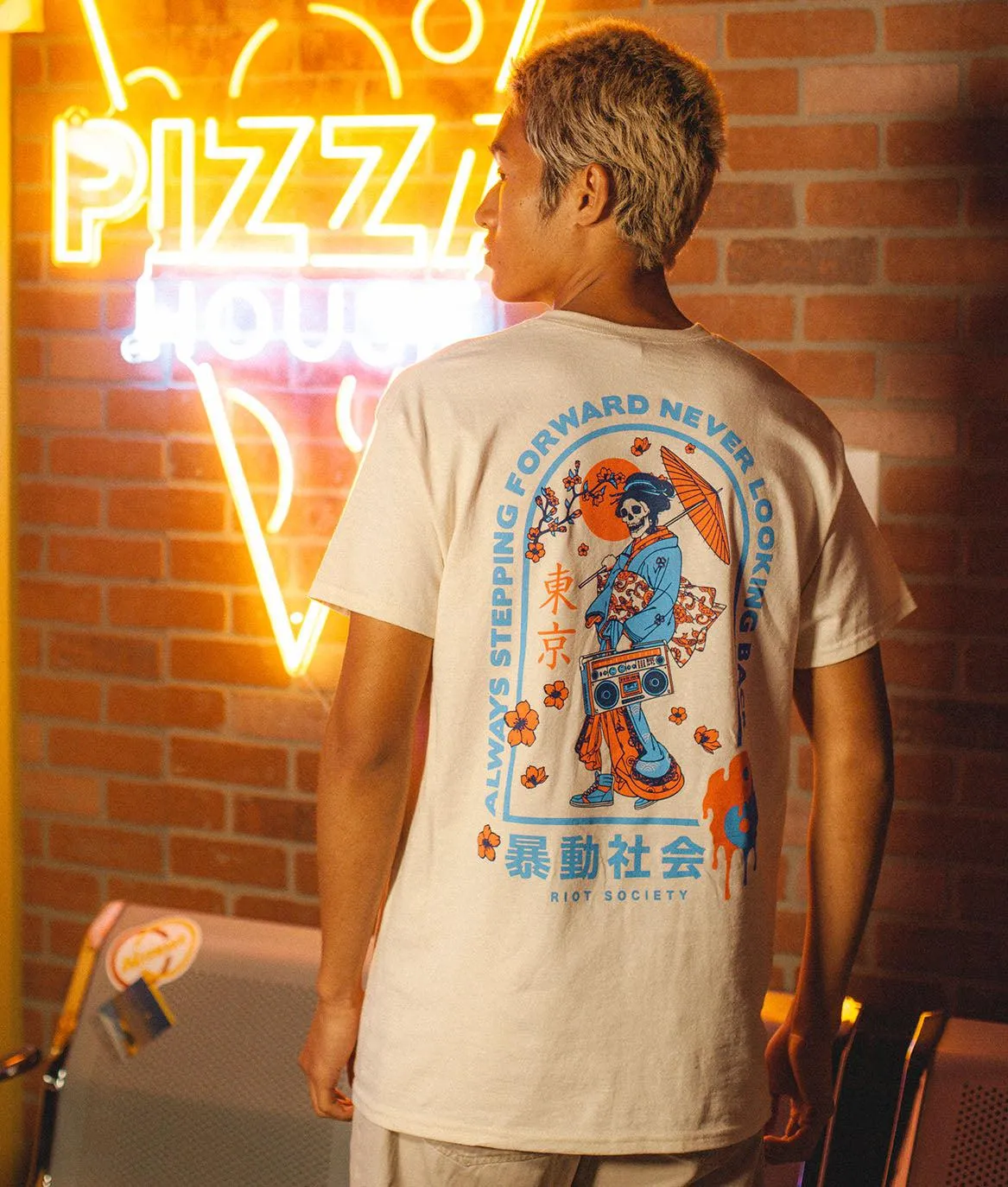 Geisha Yin Yang Boombox Mens T-Shirt sold by riot society product image thumbnail 3