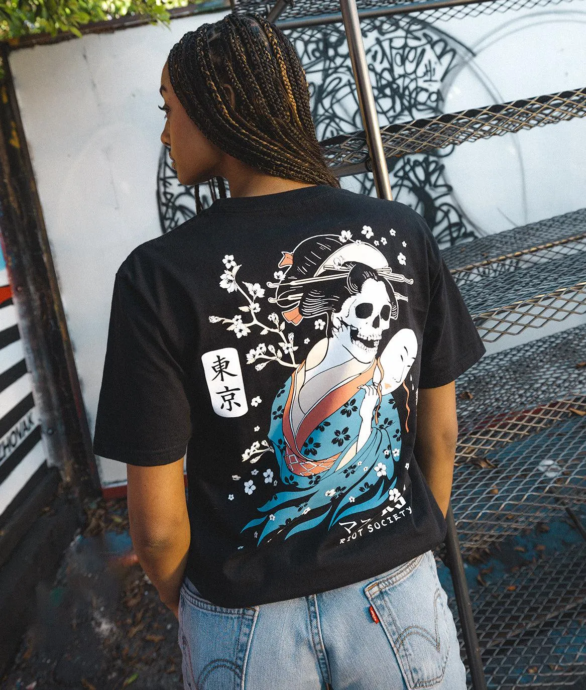 Geisha Face Off 2.0 Womens Tee sold by riot society product image thumbnail 2