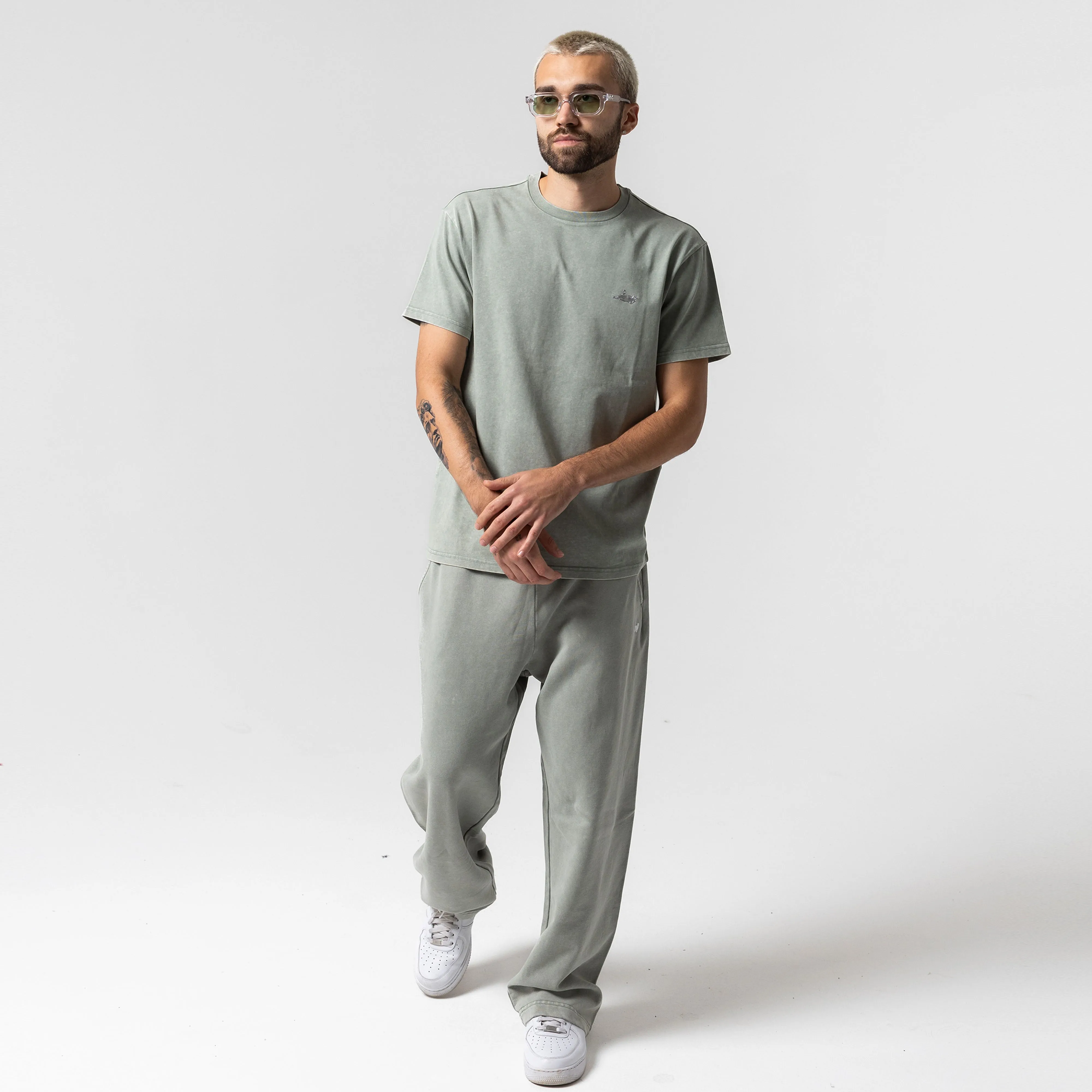 Castanza Straight Leg Sweatpants (Sage Vintage Wash) sold by Ripndip product image thumbnail 5