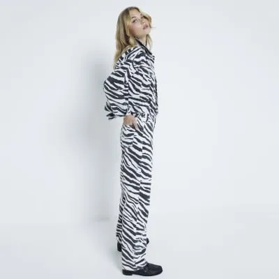 Black Zebra Relaxed Straight Jeans sold by River Island