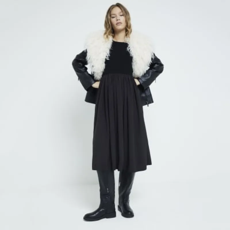 Black Long Sleeve Smock Dress sold by River Island