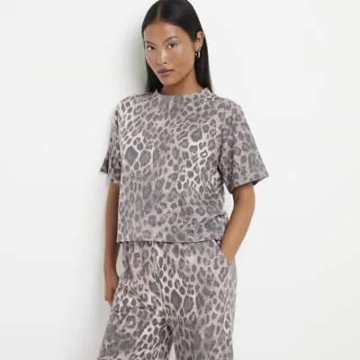 Petite brown cropped leopard print t-shirt sold by River Island